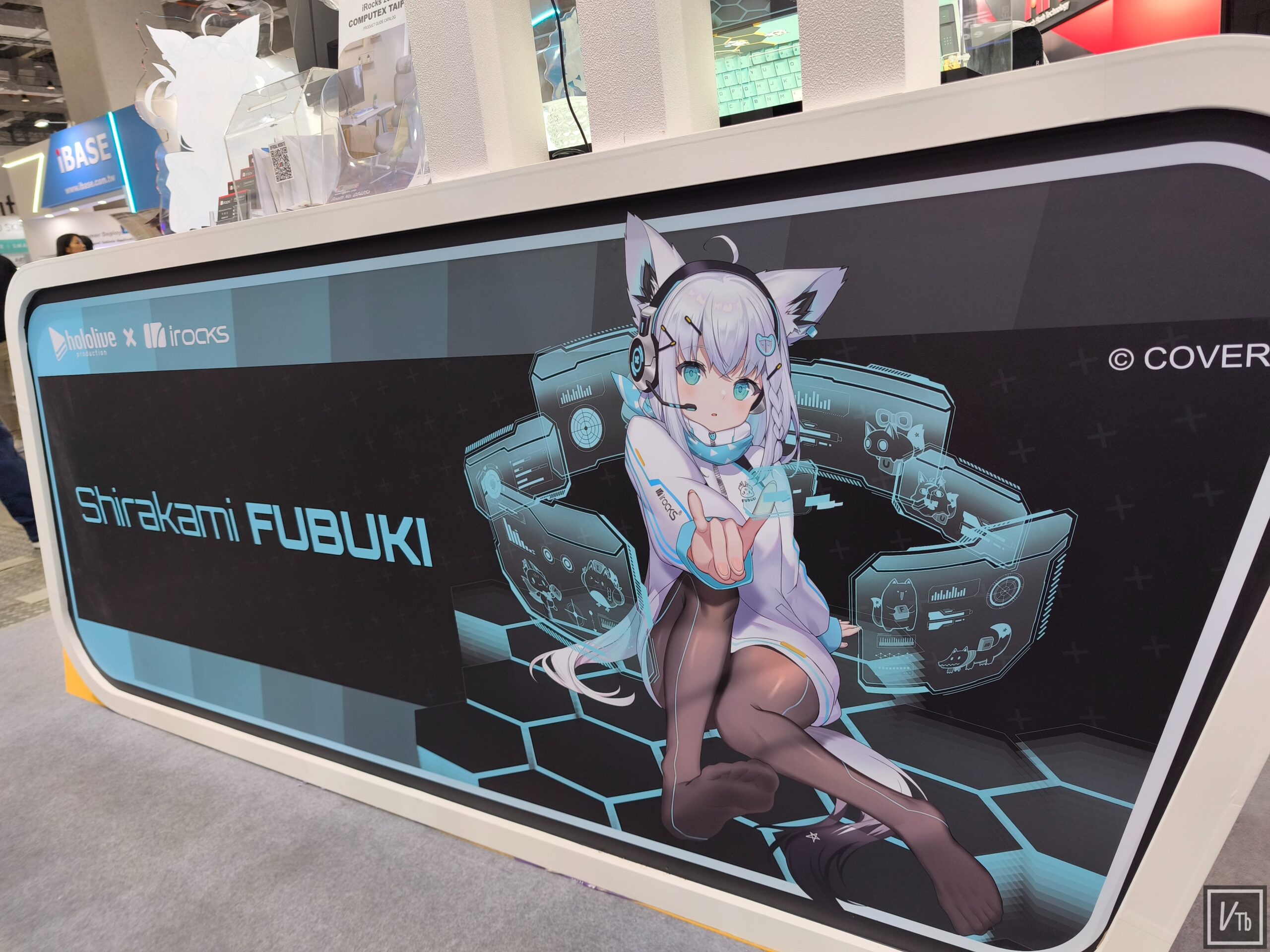 白上吹雪聯名商品降臨Computex，iRocks鍵盤與工學椅現場實拍 圖 8