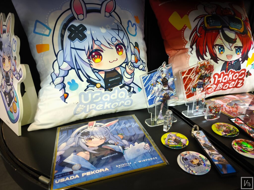 WirForce 2026 hololive 聯名 商店商品展示兔田。現場拍攝。