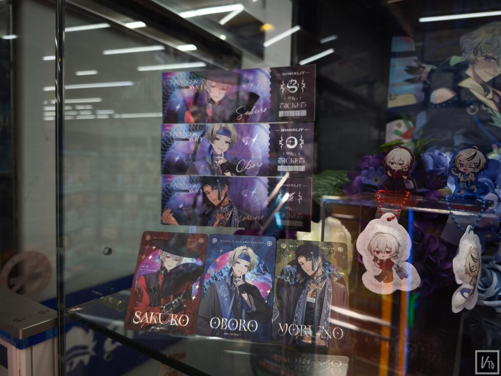 月蝕屋二週年 子午計畫 animate 佈置商品展示小卡與票卡。現場拍攝。