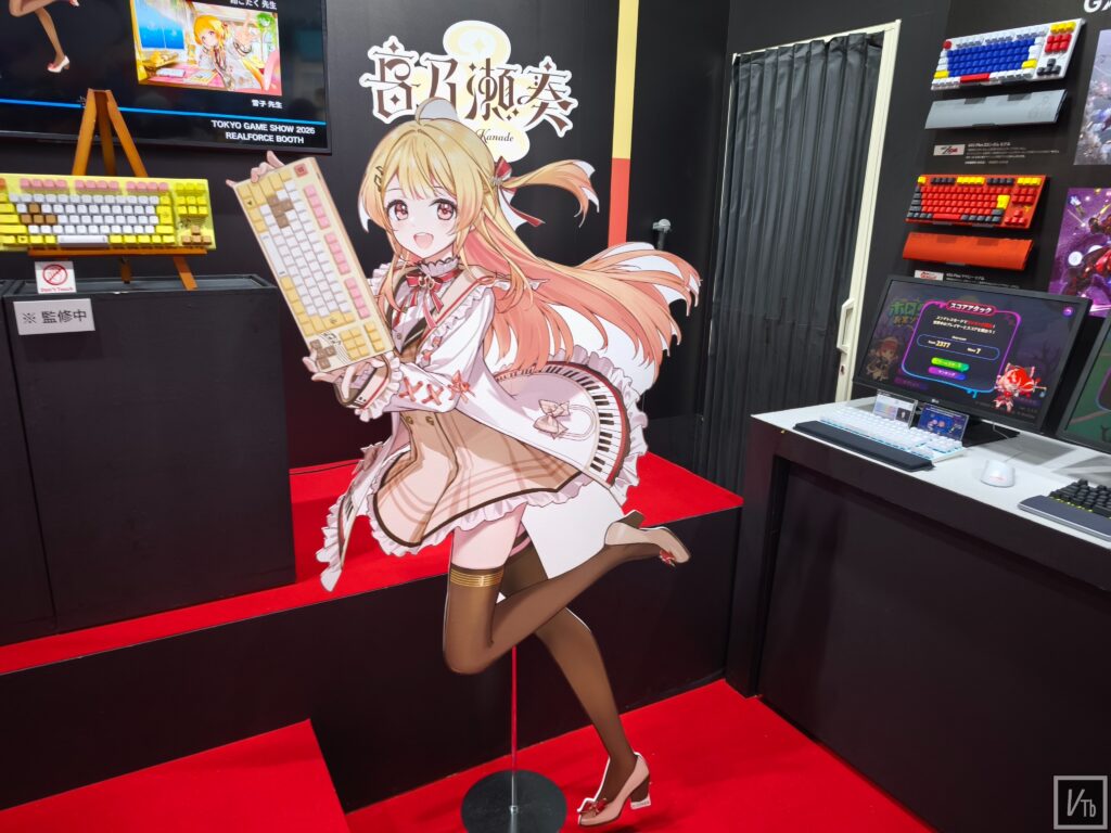 音乃瀬奏聯名鍵盤展示立牌
