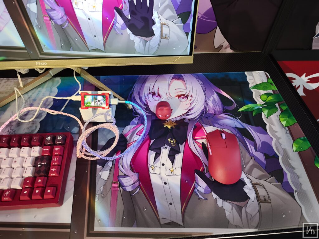 壹百滿天原莎樂美聯名滑鼠與滑鼠墊
